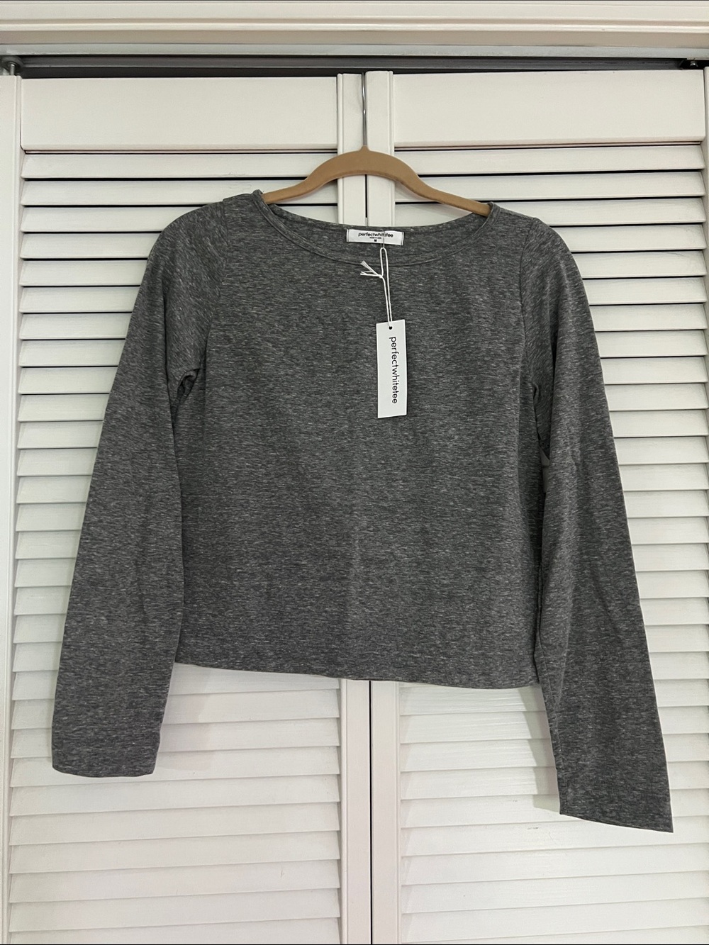 NWT Perfectwhitetee parker crispy cotton long sleeve boat neck top medium - Picture 3 of 9